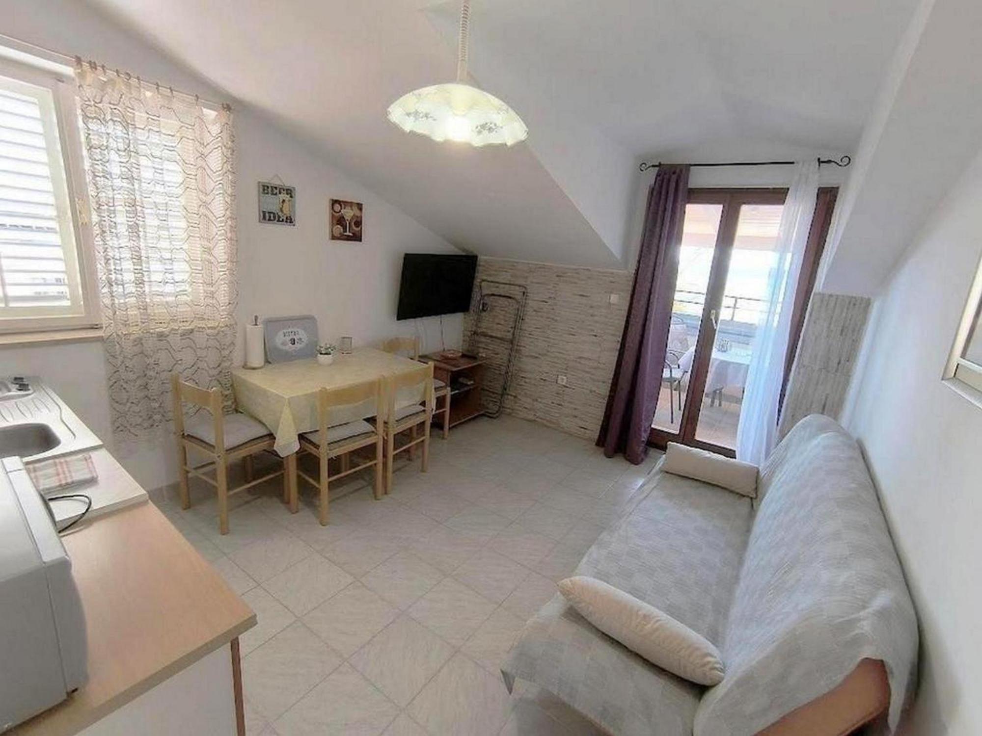 Rooms And Apartments Palma B&B 梅杜林 外观 照片